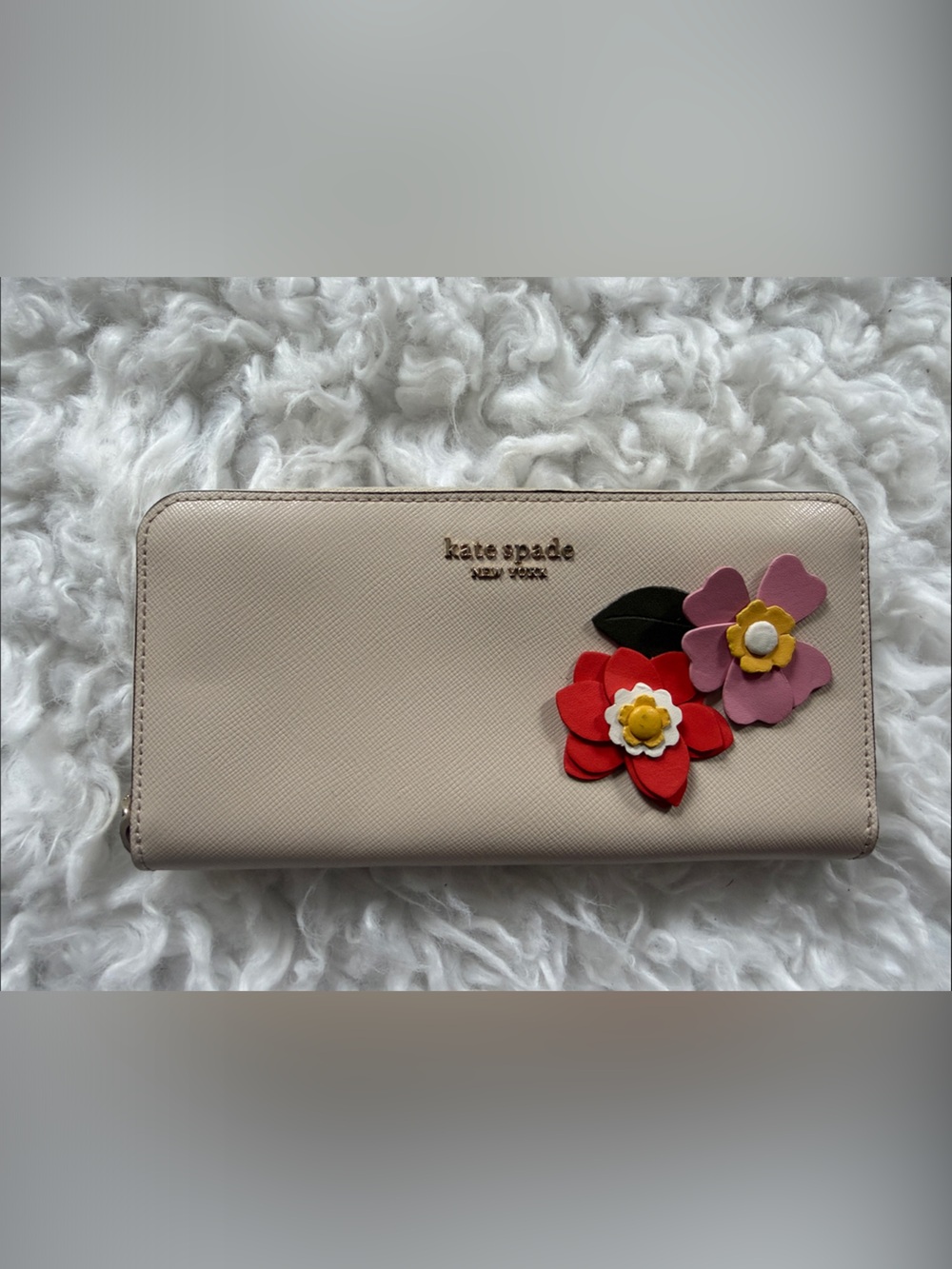 kate spade Beige Floral Appliqué Zip Wallet with Red & Pink Flowers